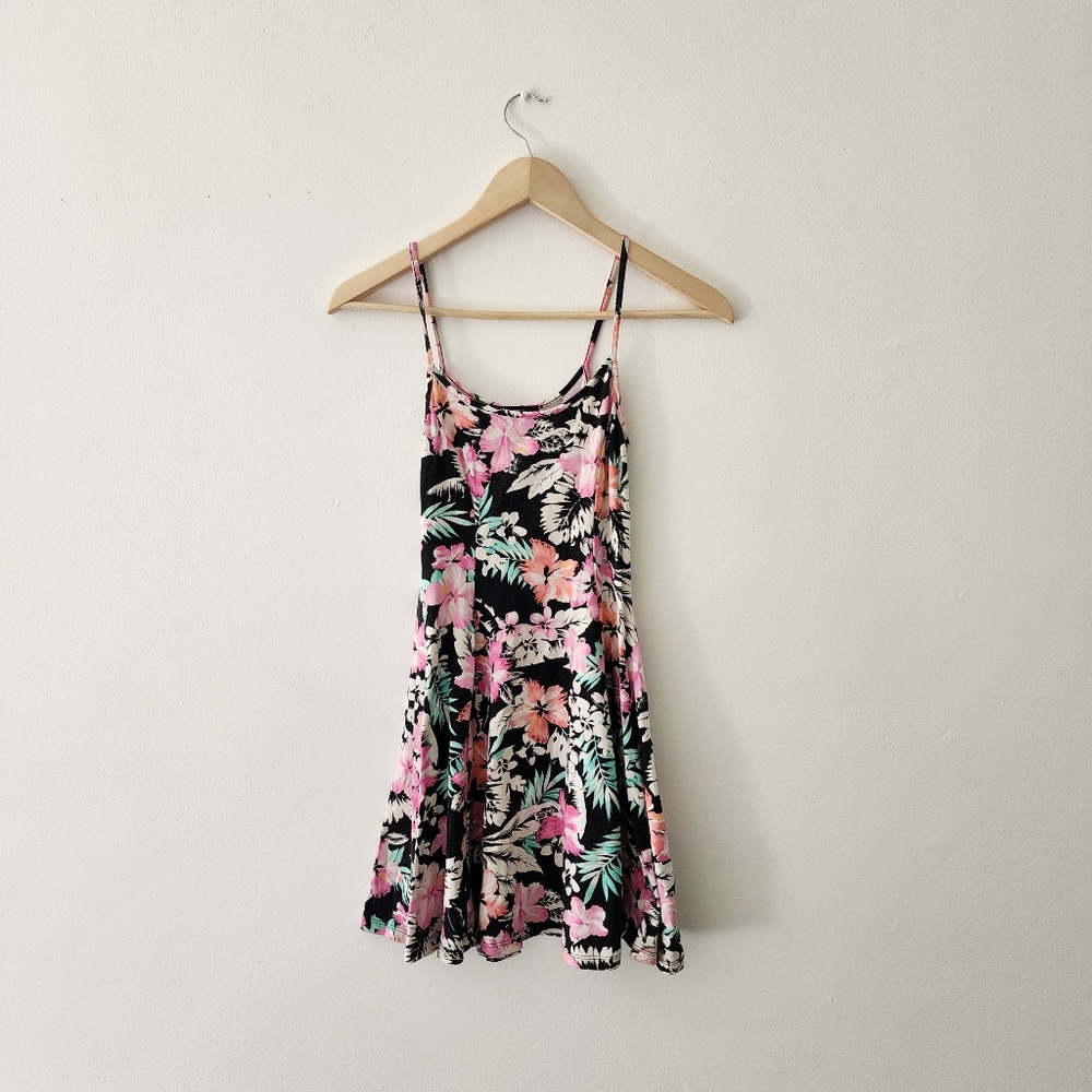 F21 | Black Floral Summer Dress